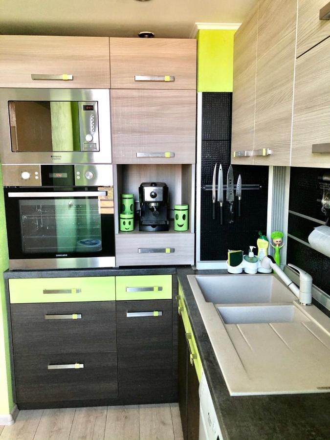 Avelov Art Apartment Burgas Esterno foto