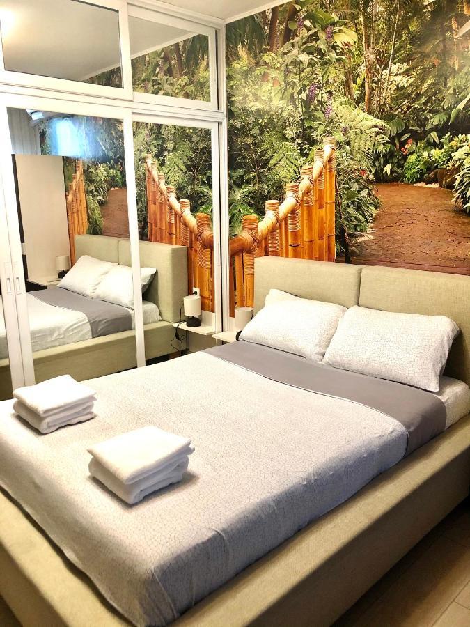 Avelov Art Apartment Burgas Esterno foto