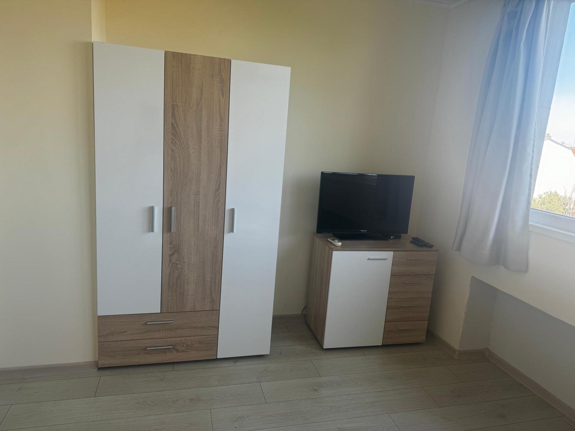 Avelov Art Apartment Burgas Esterno foto